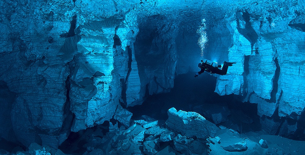 scuba diving cave